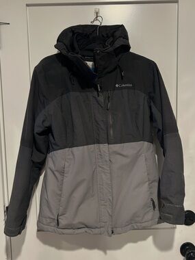 Columbia Women’s Insulated Hooded Full Zip Colorblock Jacket Black/Gray Size L